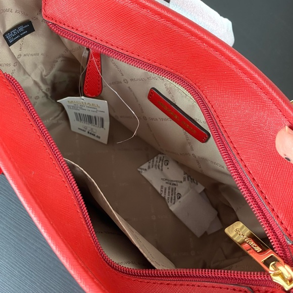 Michael Kors Jet Set Travel XS TZ Tote Bag - Picture 5 of 7